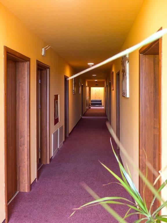 Hotel Paola 库特诺 外观 照片